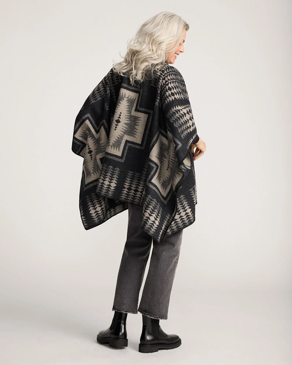 Pendleton Poncho in Harding Black and Tan