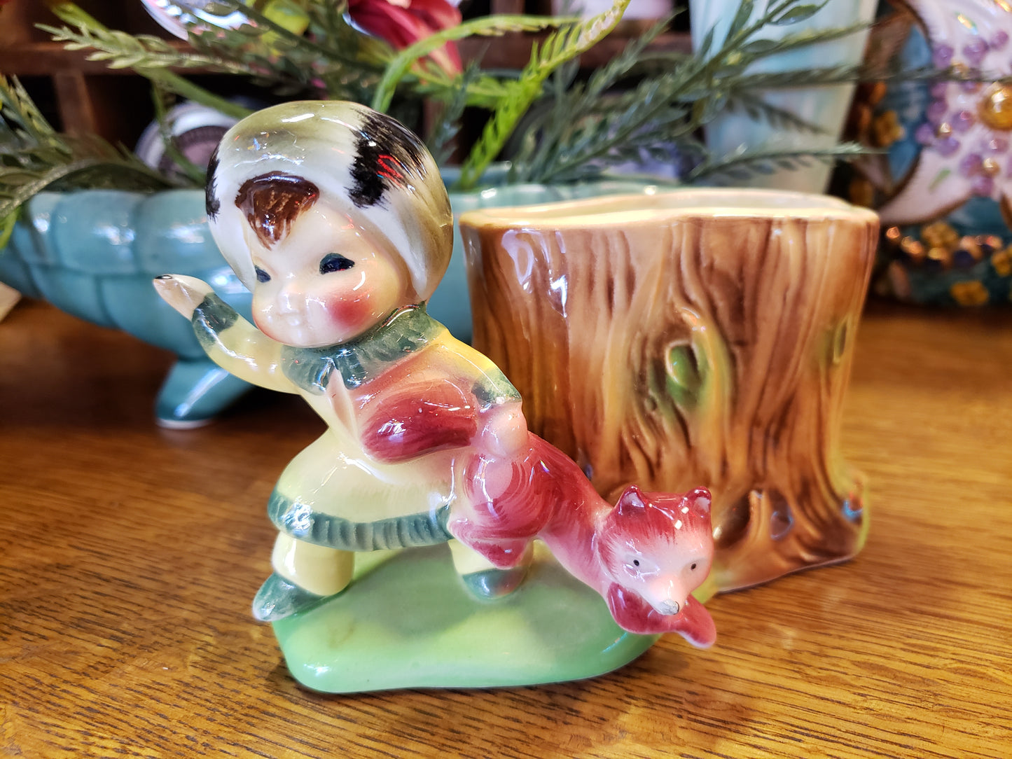 Lefton Little Hunter with Fox planter