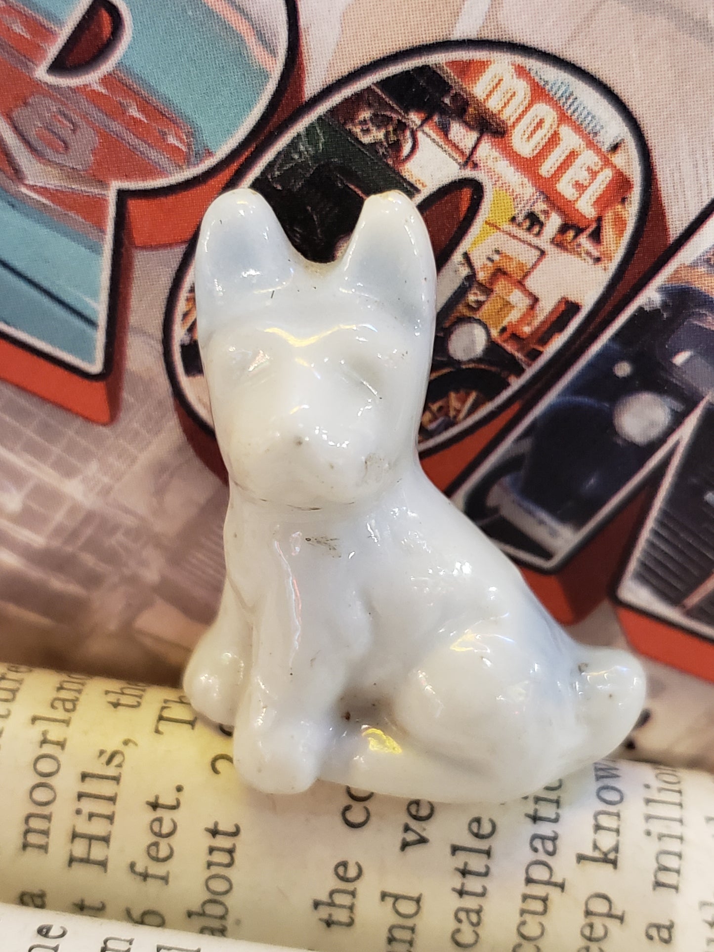 Tiny porcelain White Scotty Dog