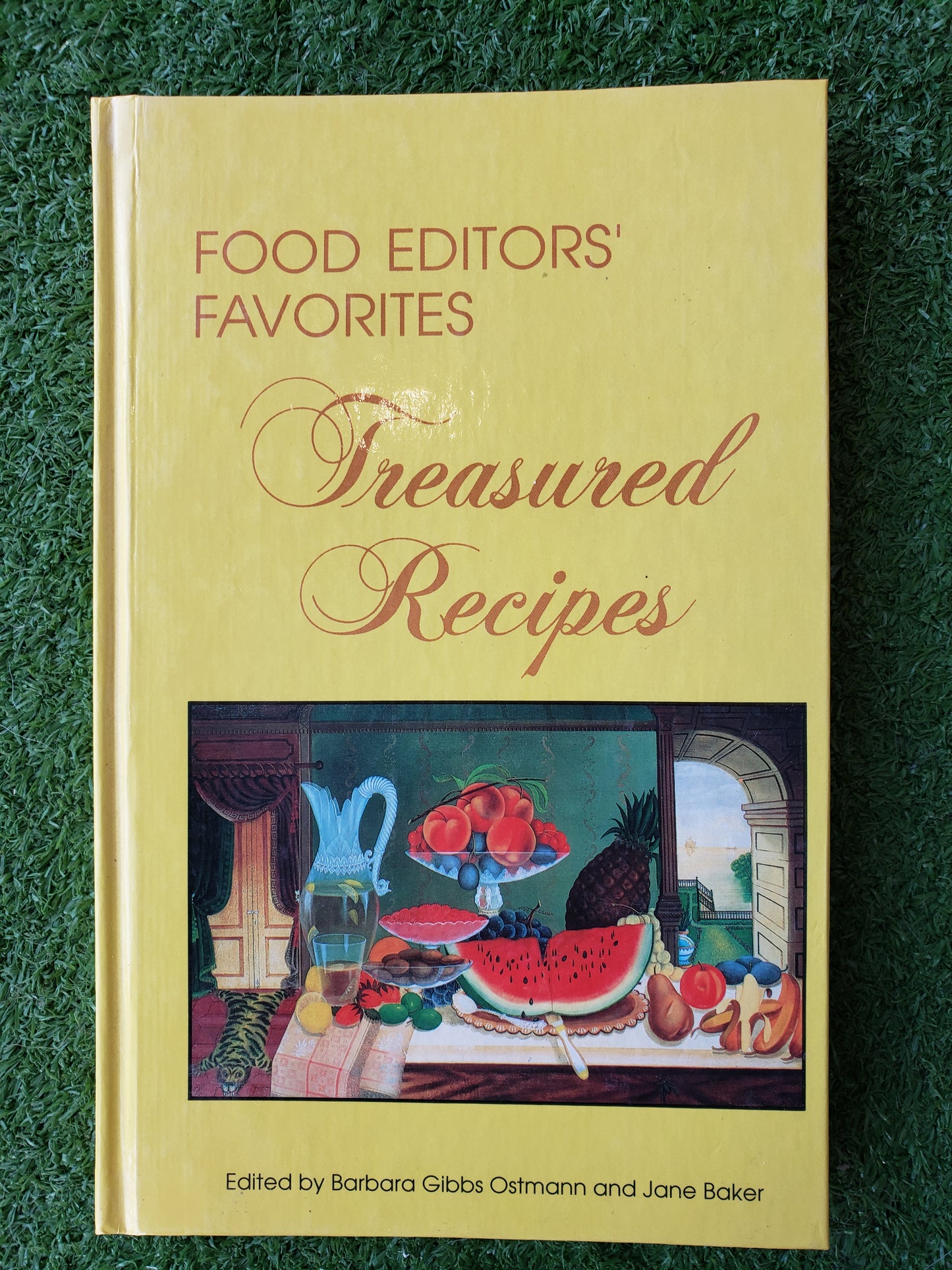 Food Editors' Favorites Treasured Recipes (1983)