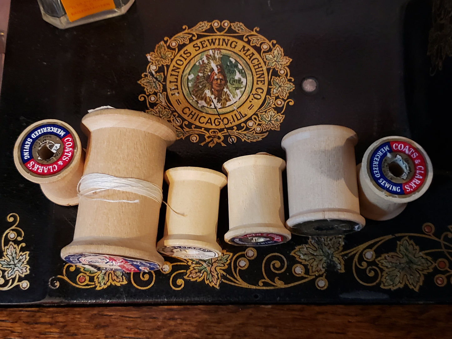6 vintage wooden thread spools