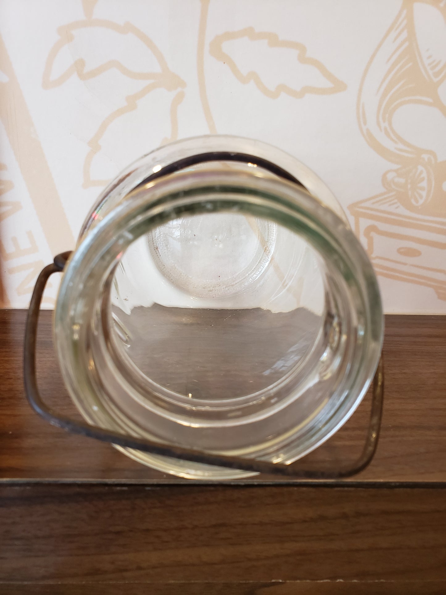 Atlas EZ Seal glass jar with metal bail