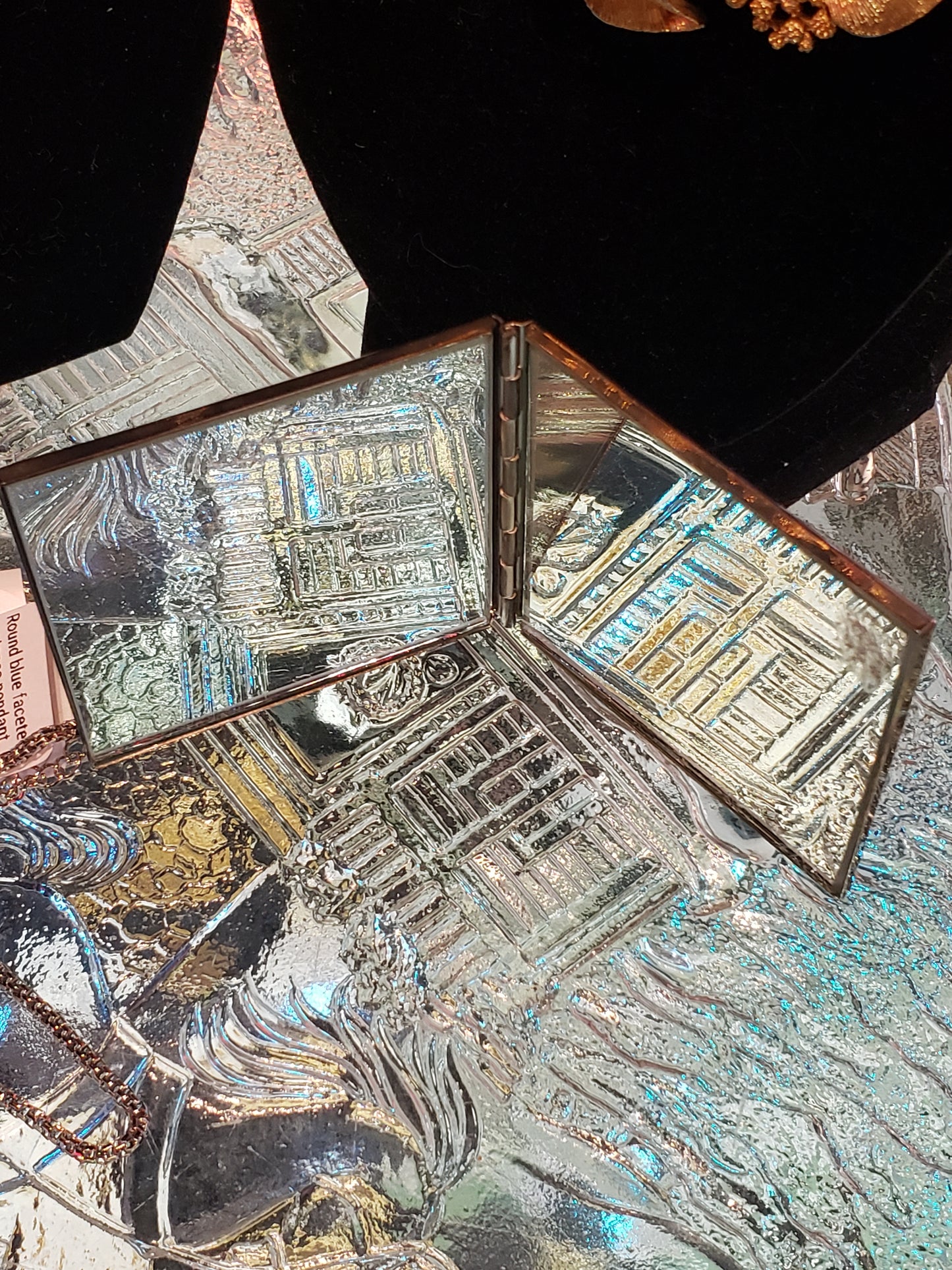 Godinger Silver Co Art Deco compact mirror