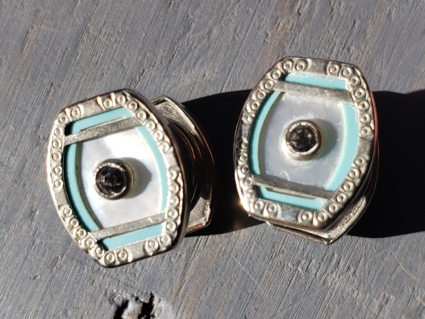 1920s mother of pearl & silver snap cuff links