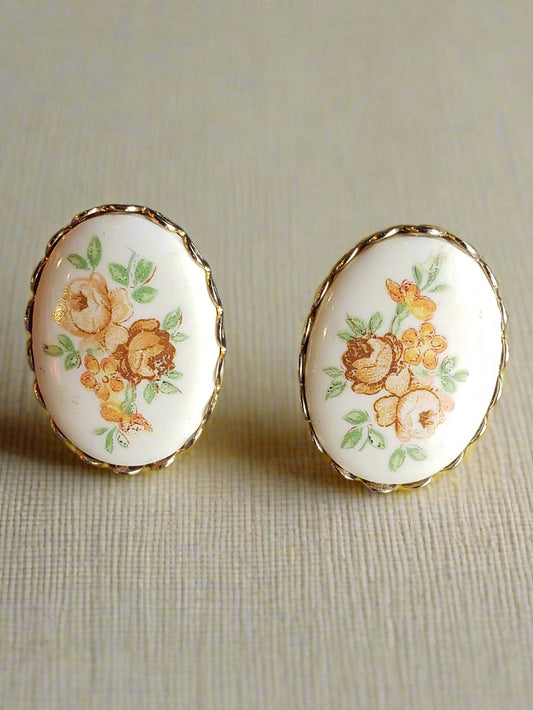 Porcelain floral cuff link set