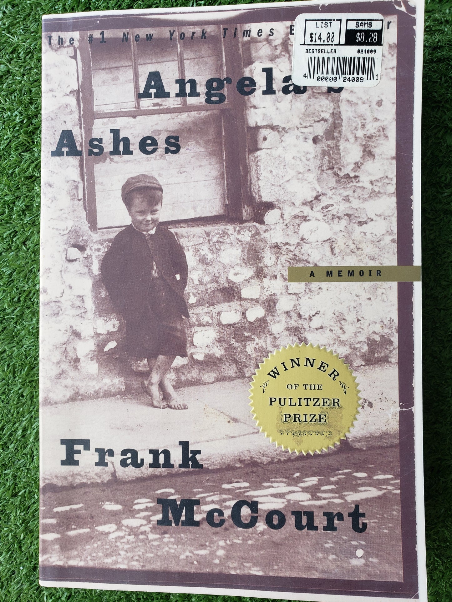 Angelas Ashes by Frank McCourt