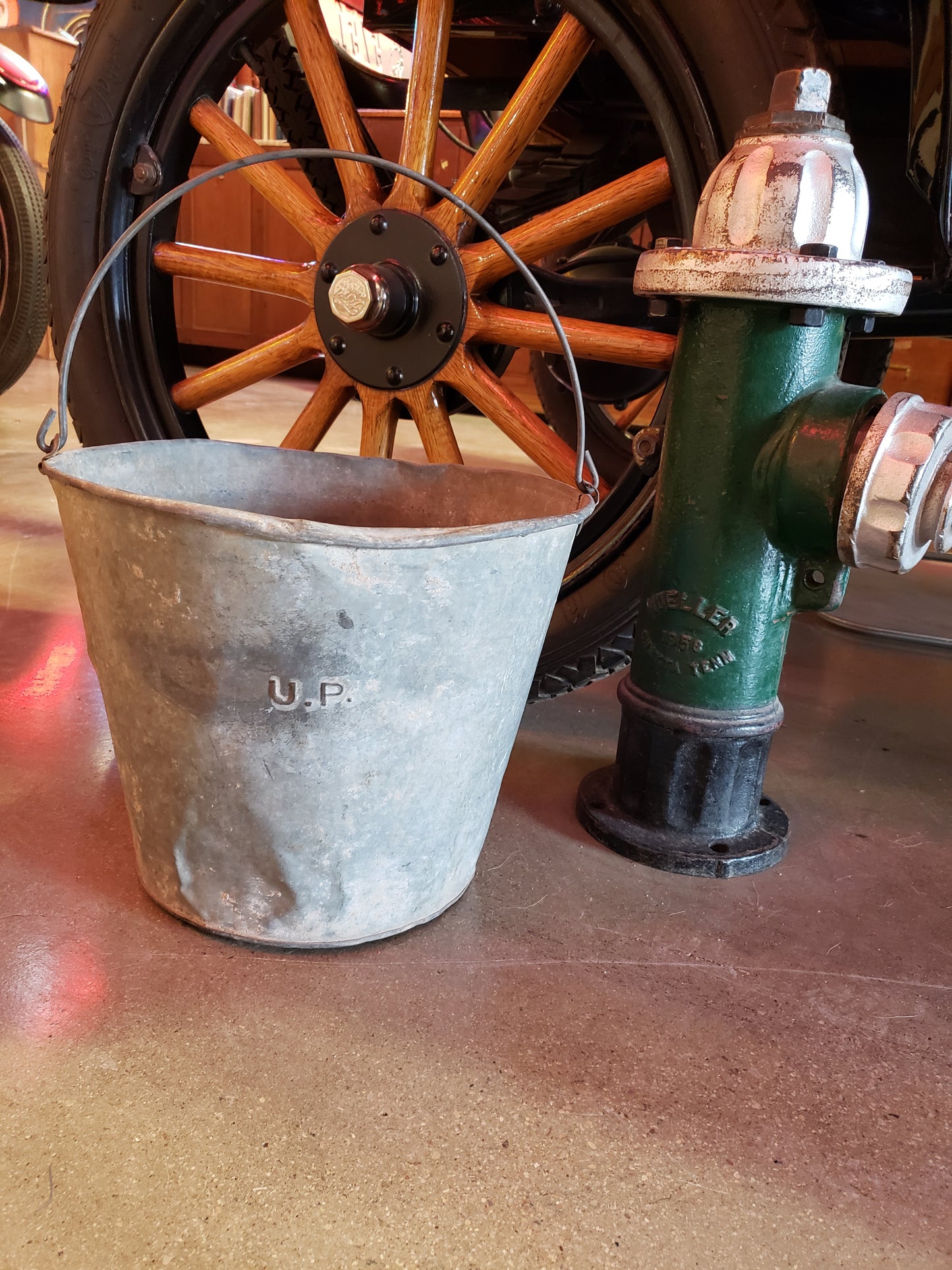 Union Pacific Fire Bucket