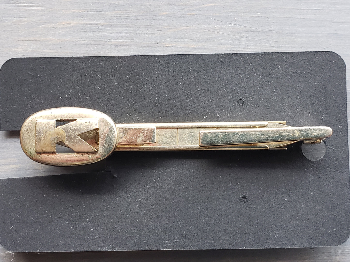 Hadley "K" Adjustable tie clip