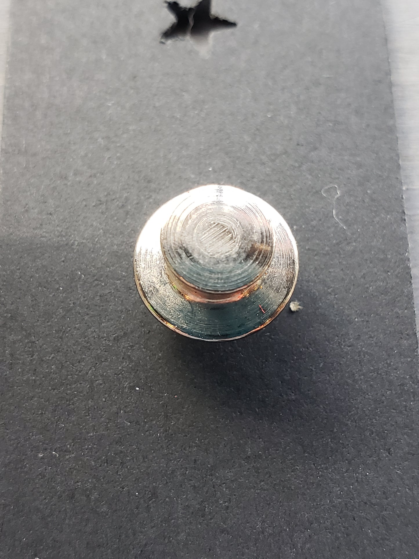 AMWAY tie tack