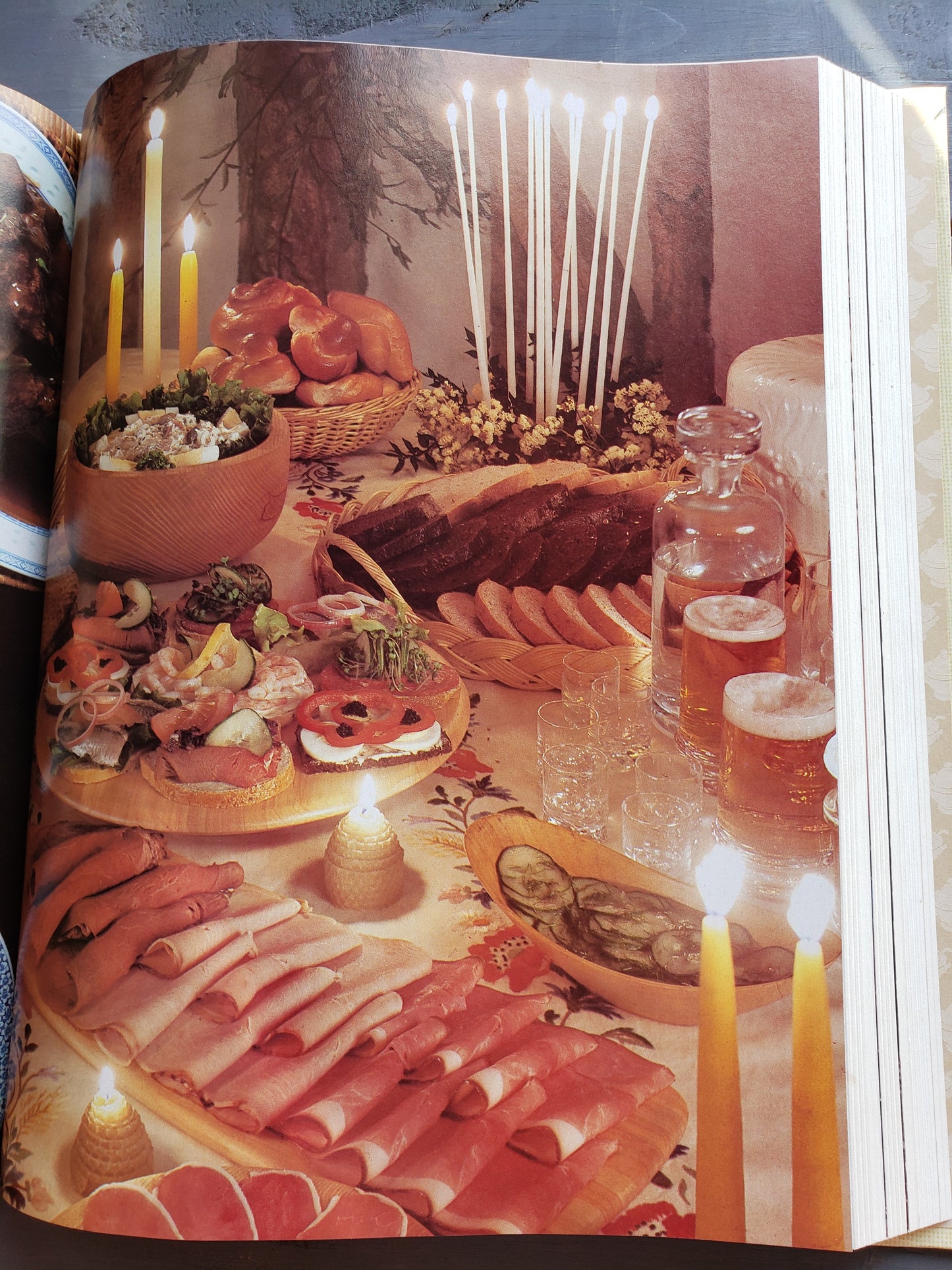 The Good Housekeeping Illustrated Cookbook (1980)