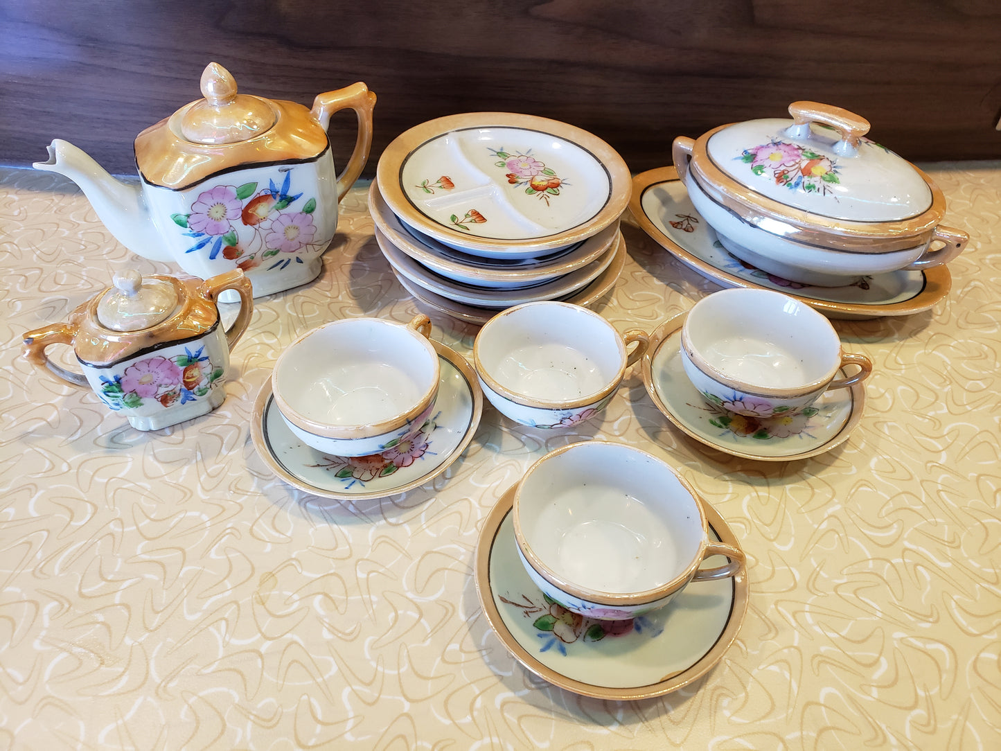 Lusterware 15 pc mini tea set
