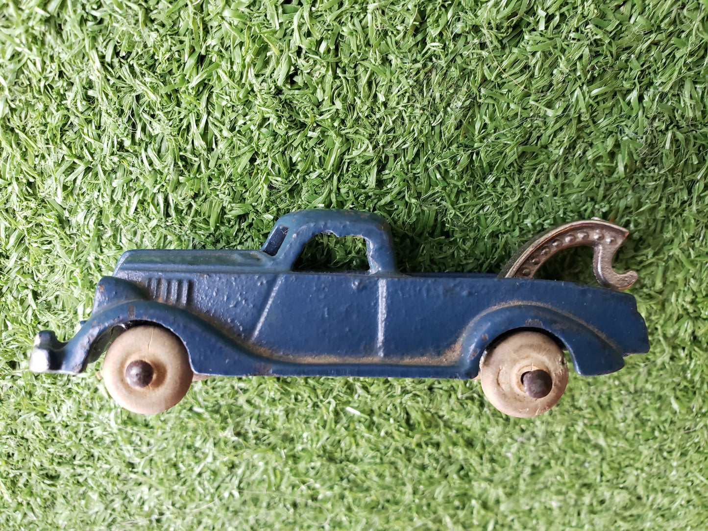 HUBLEY #222 Cast Iron Wrecker