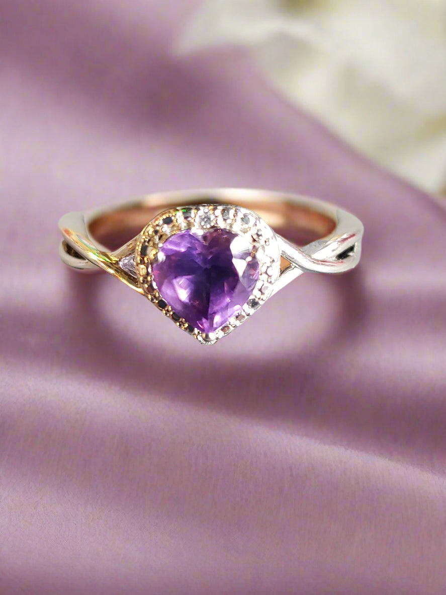 .925 Sterling and Amethyst ring size 7.5