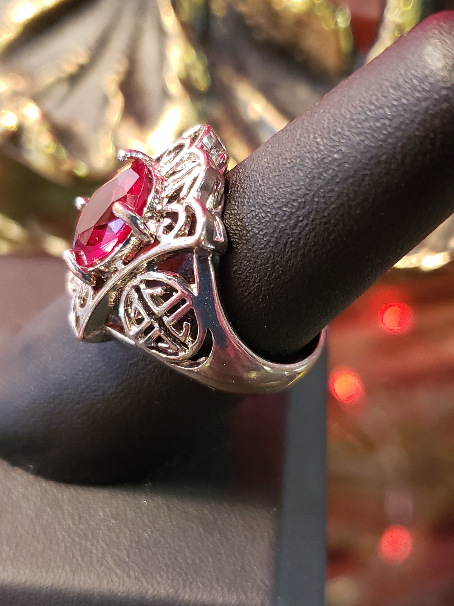 .925 Filigree and red stone ring size 7