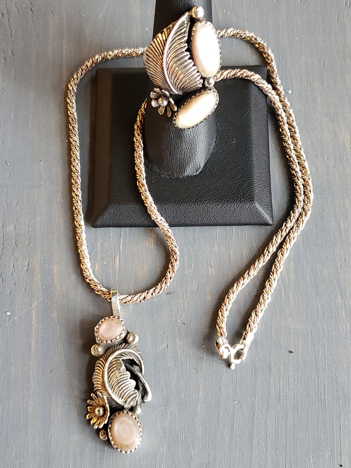 .925 Sterling Mother of Pearl ring and necklace set