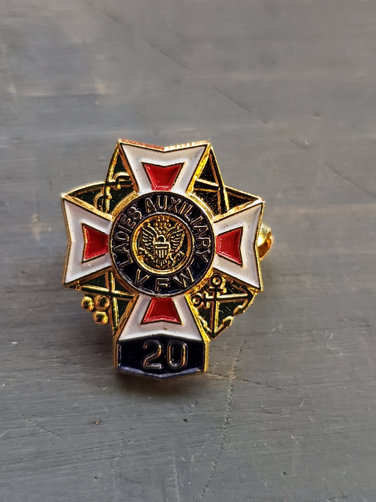 VFW Auxiliary 20 years pin
