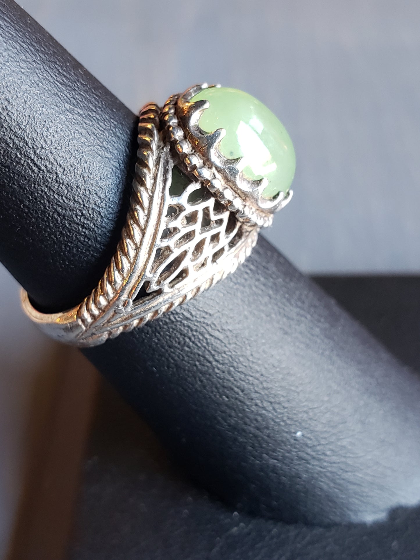 Sterling Jade ring size 7.5