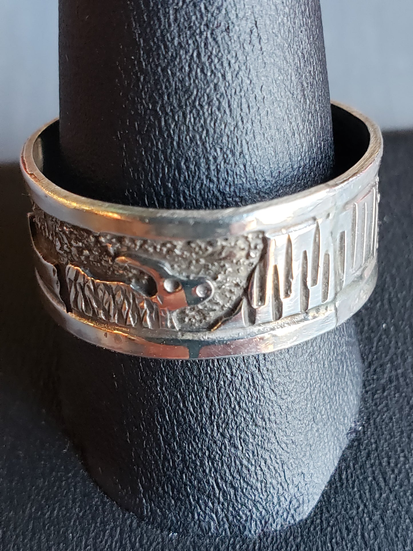 Sterling Navajo Storyteller Ring Size 12