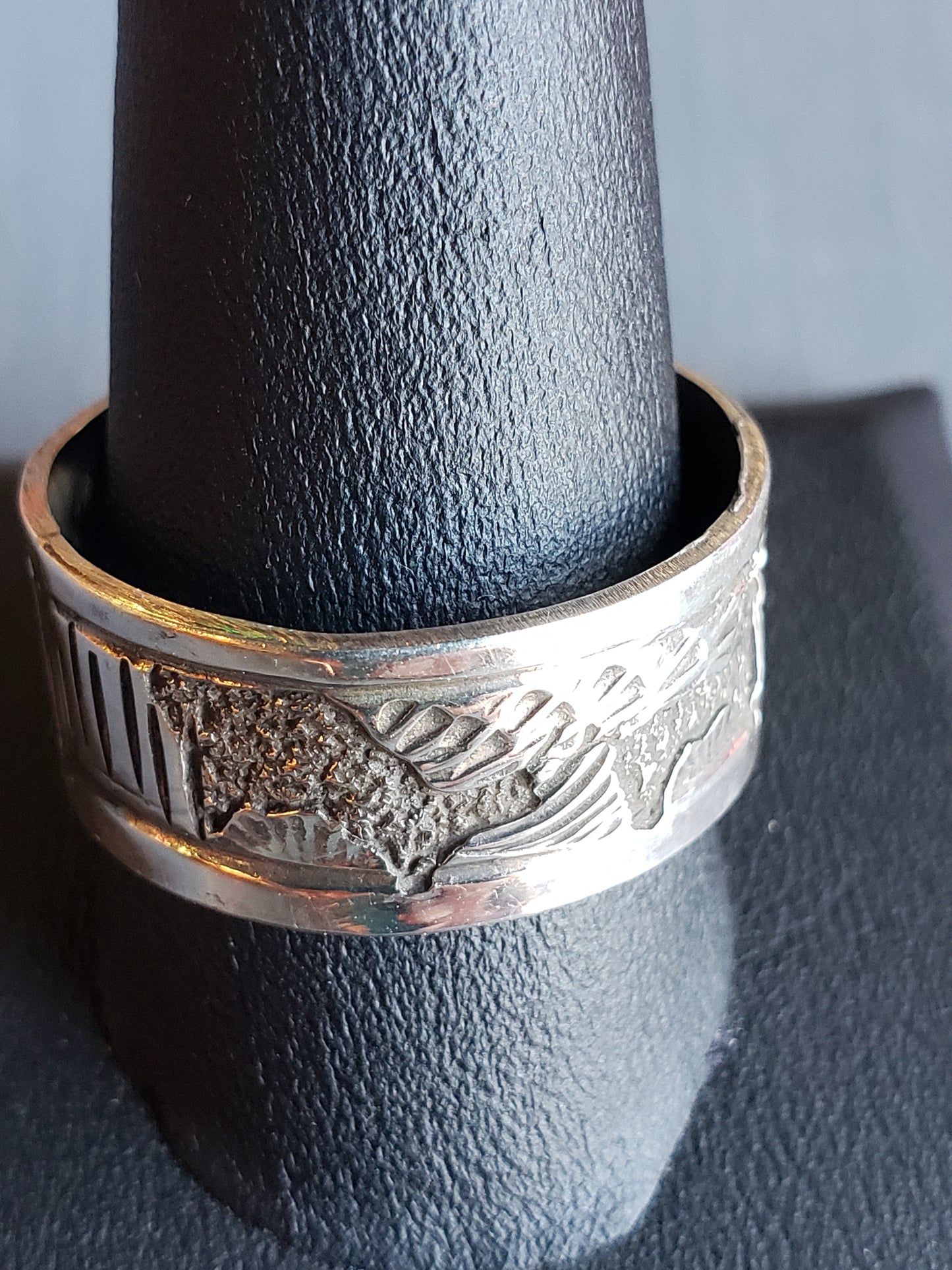 Sterling Navajo Storyteller Ring Size 12
