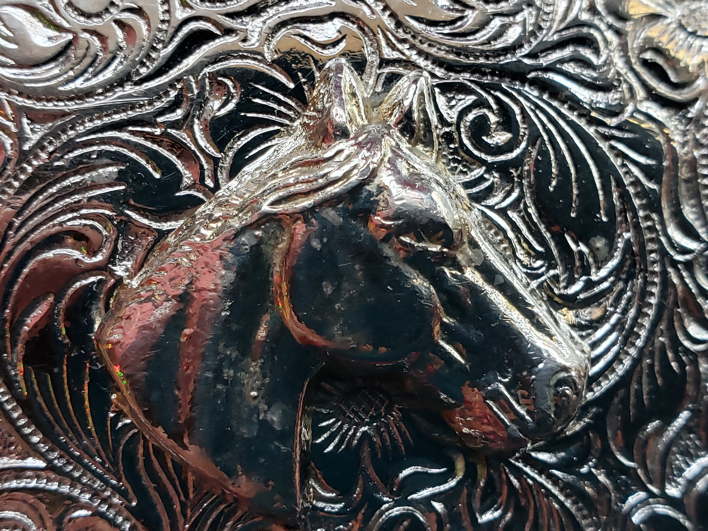 Horse Head Silver Tone Scrollwork belt buckle