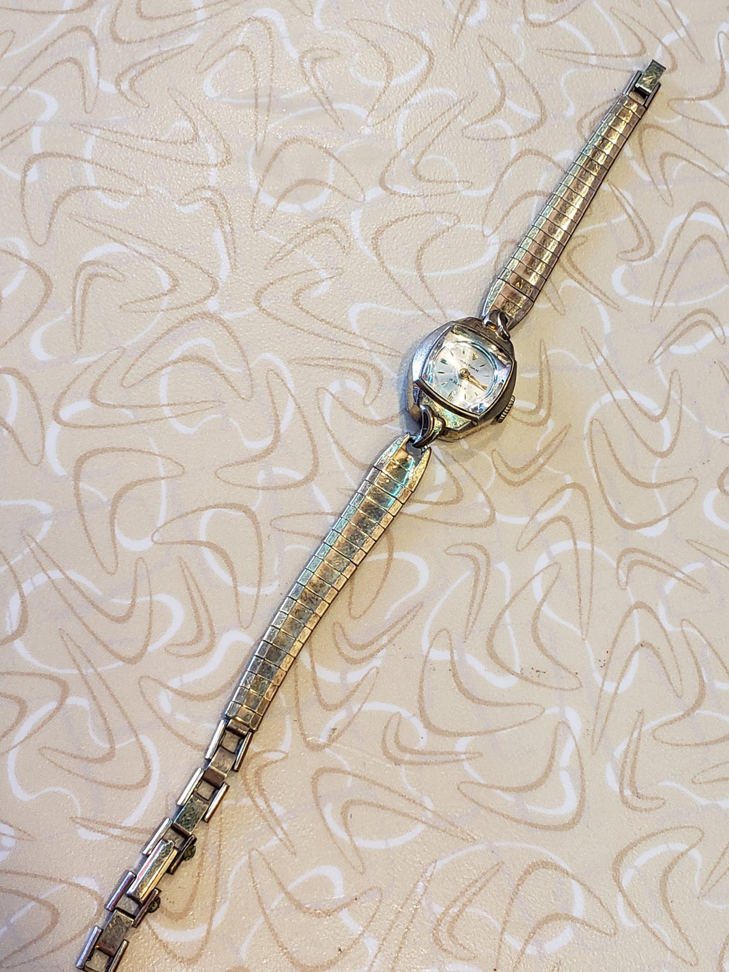 Vintage Waltham 17 jewel watch, WORKS