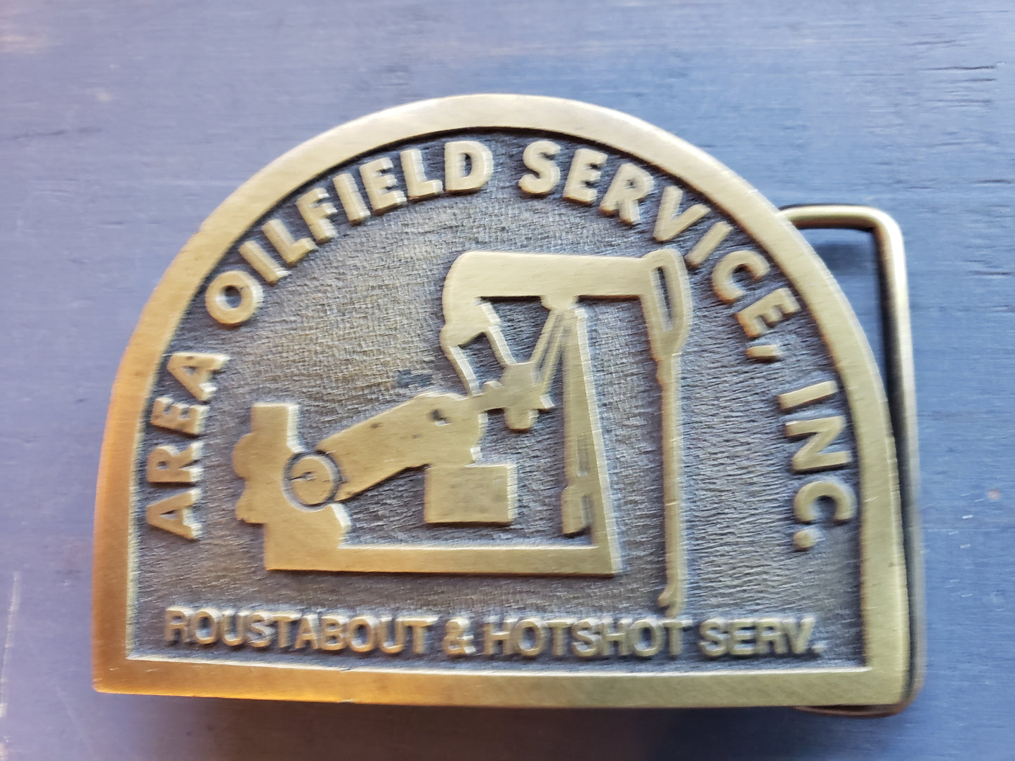 AREA OILFIELD SERVICE INC. belt buckle