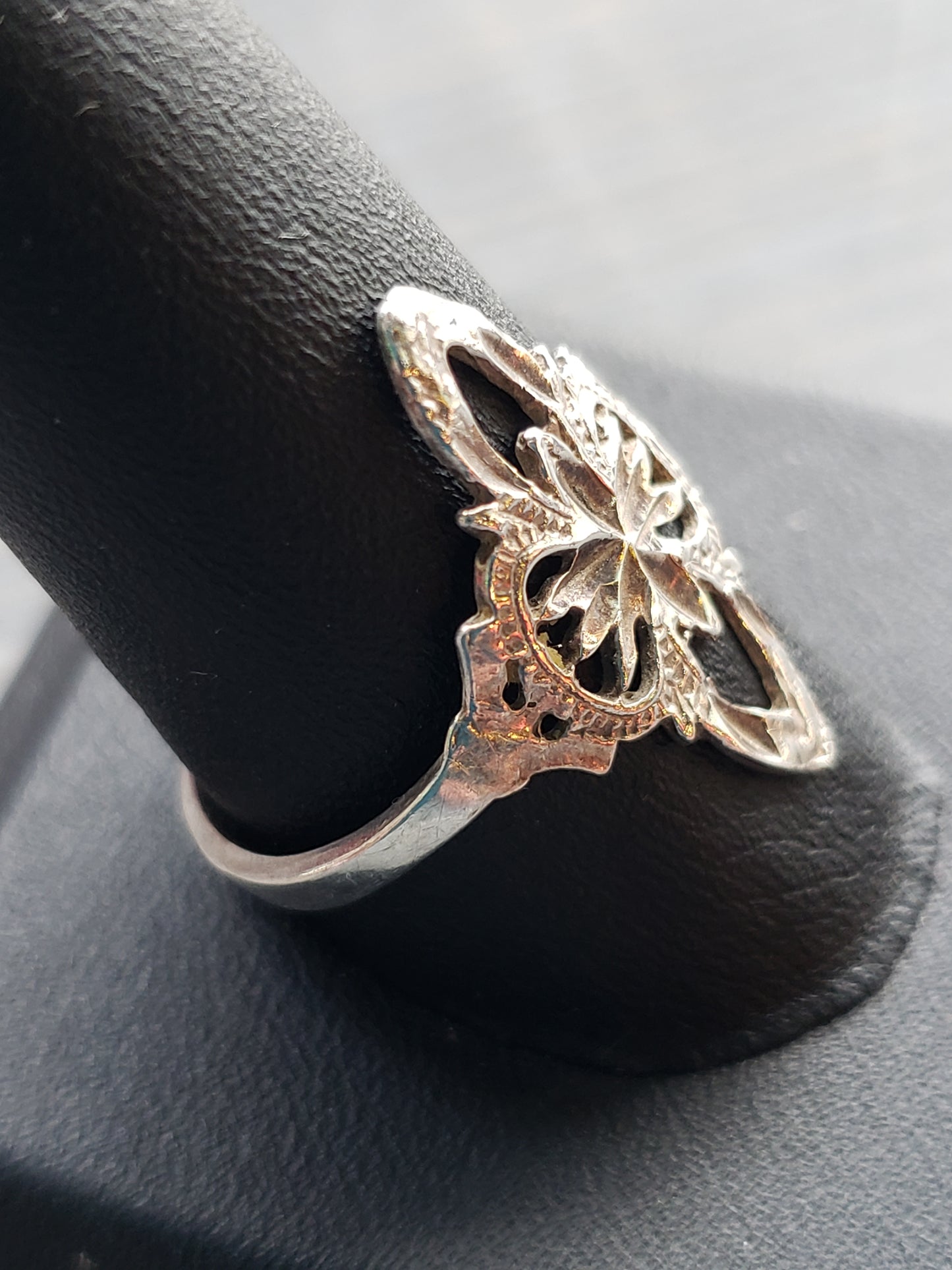 Size 11 silver filigree ring