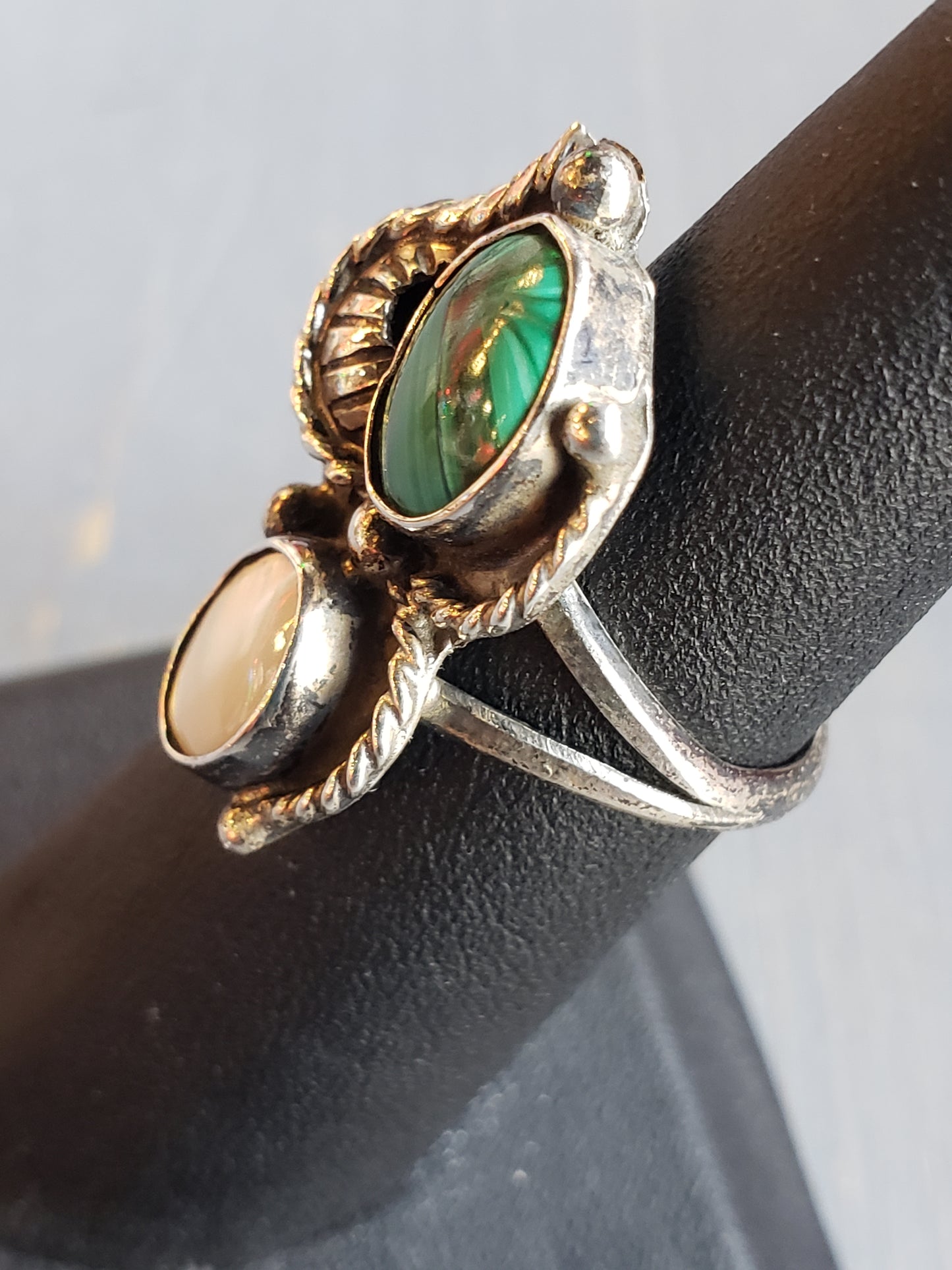 Sterling Malachite & MOP ring size 6