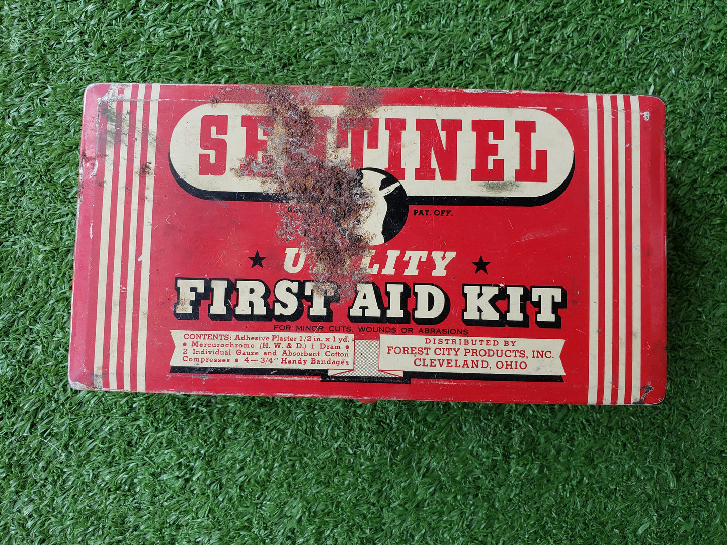 1940s Sentinel Utility First Aid Kit