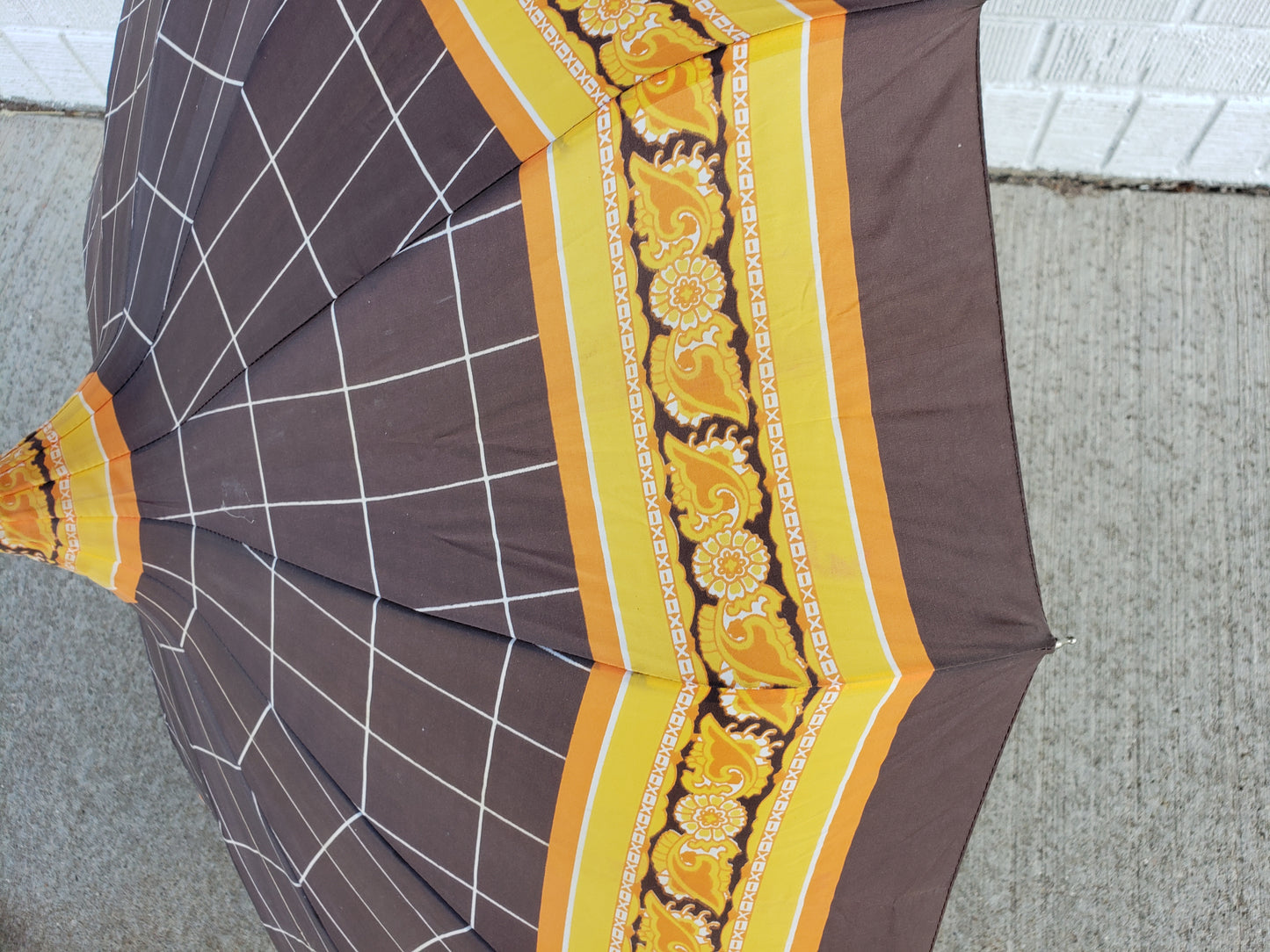 Vintage brown orange yellow Umbrella with Lucite handle