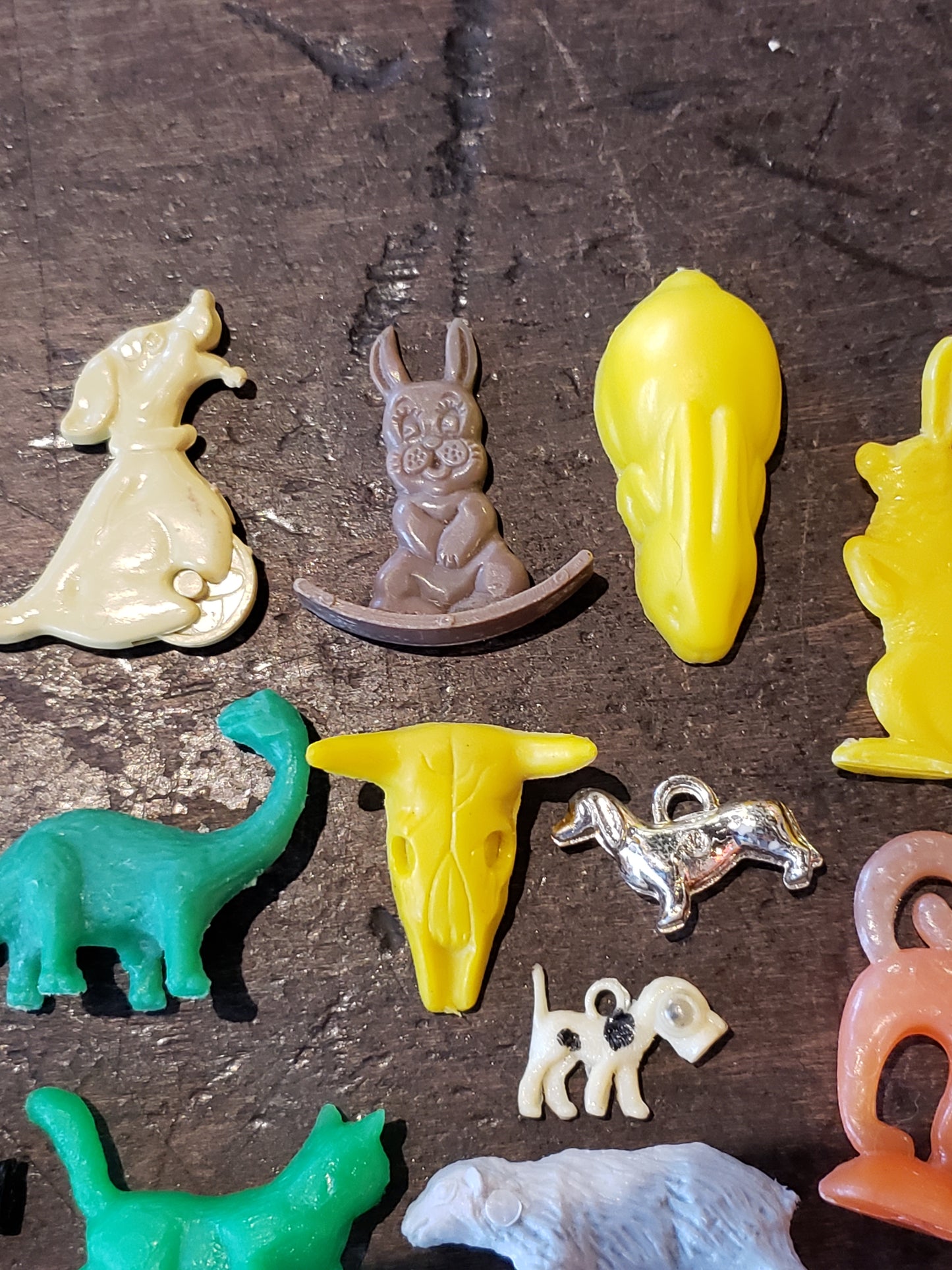 Cracker Jack toys dogs, cats bunnies, dinos bag