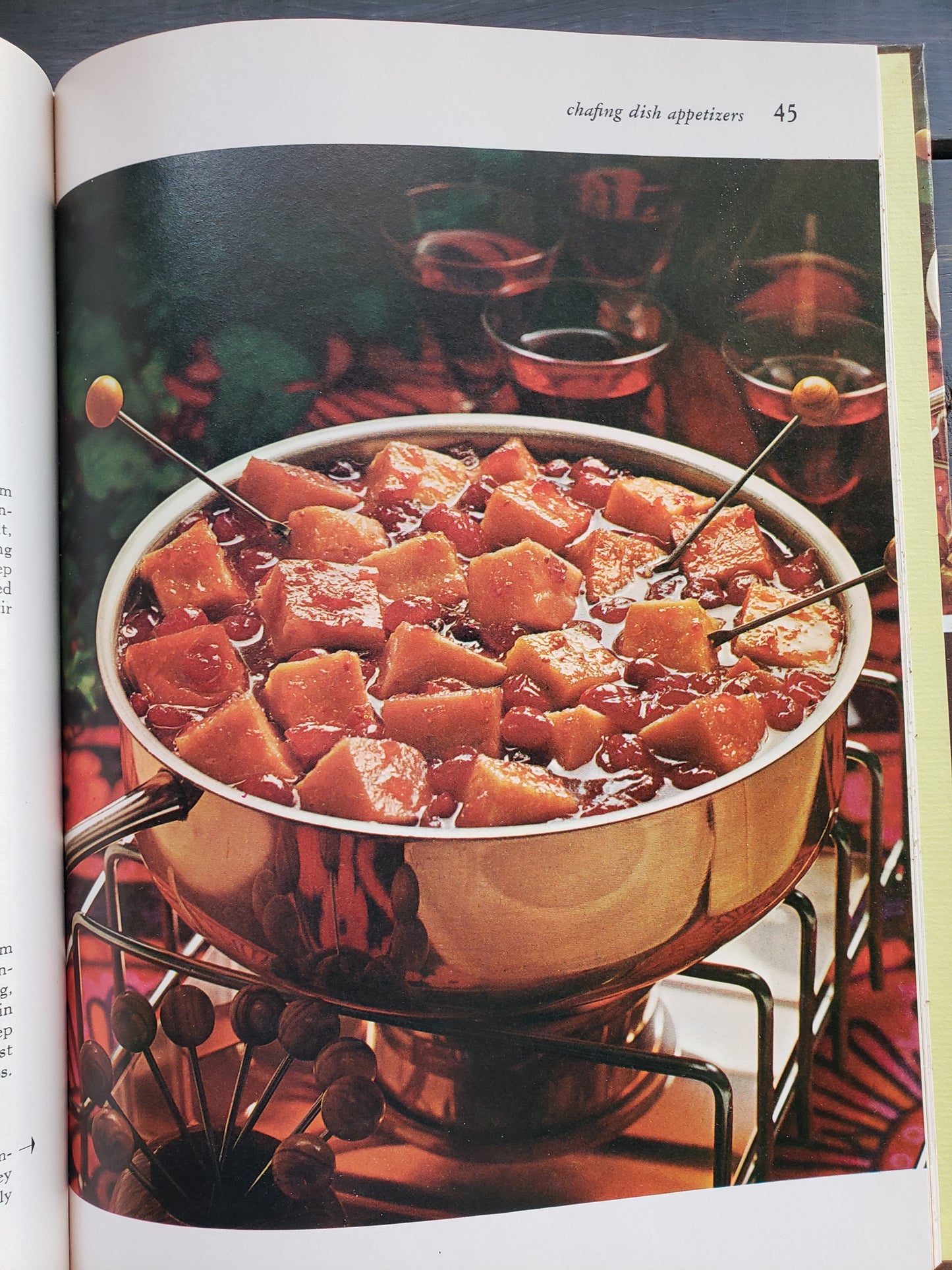 Fondue (1970) by Better Home and Gardens