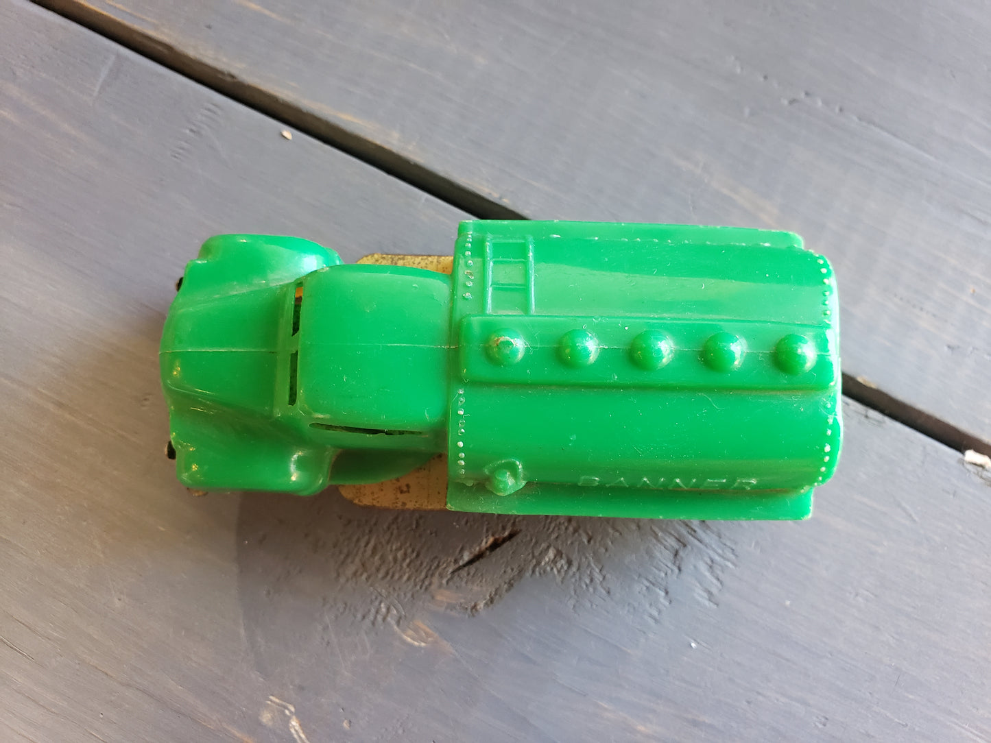 Green BANNER tanker truck 1950s toy