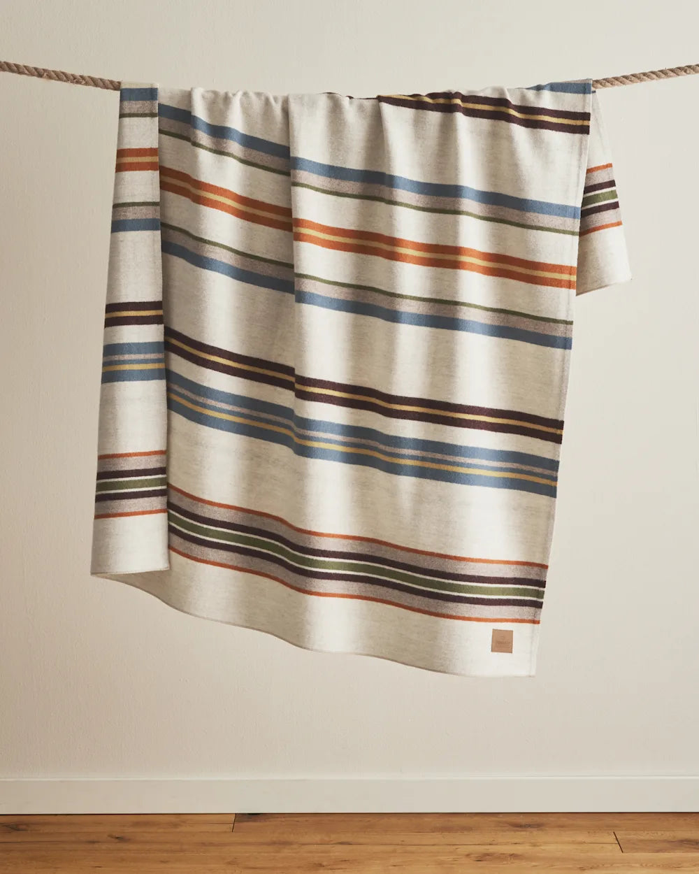 PENDLETON BRIDGER STRIPE WOOL THROW-IVORY
