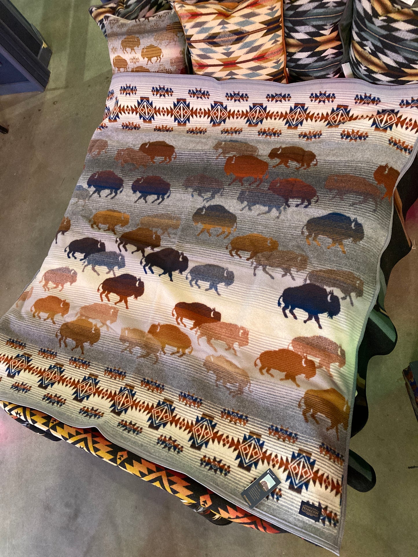 Pendleton Prairie Rush Hour Throw in Grey