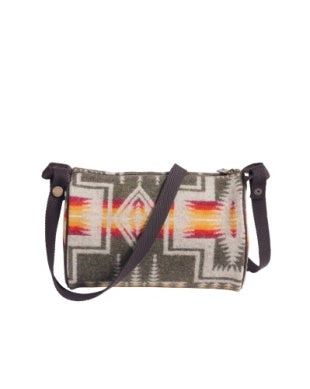 Pendleton Barrel Bag in Harding Olive