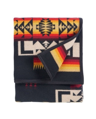 PENDLETON Chief Joseph Jacquard Robe in Black