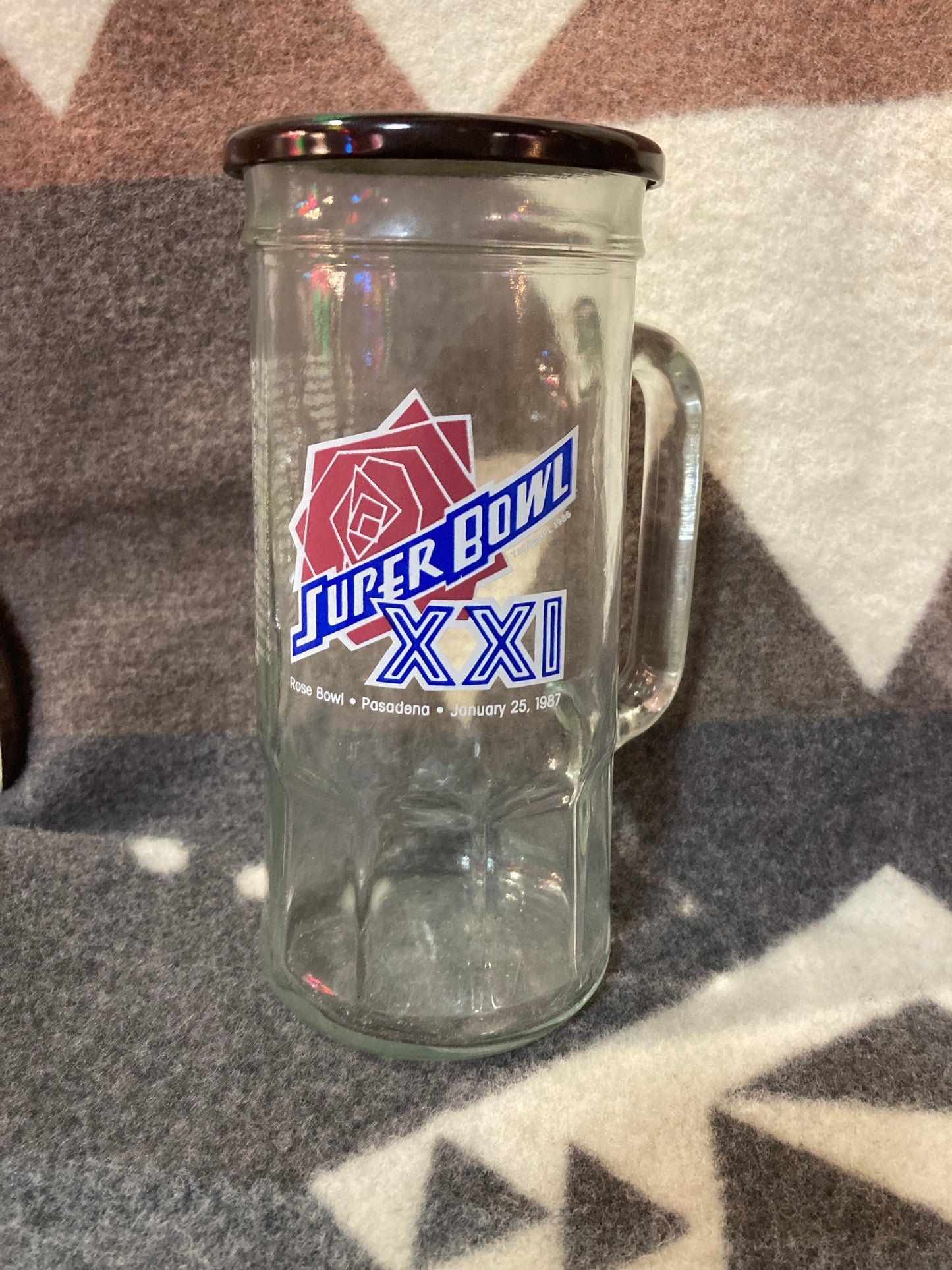 Super Bowl XXI Fisher Peanuts Football Beer Mug with Lid