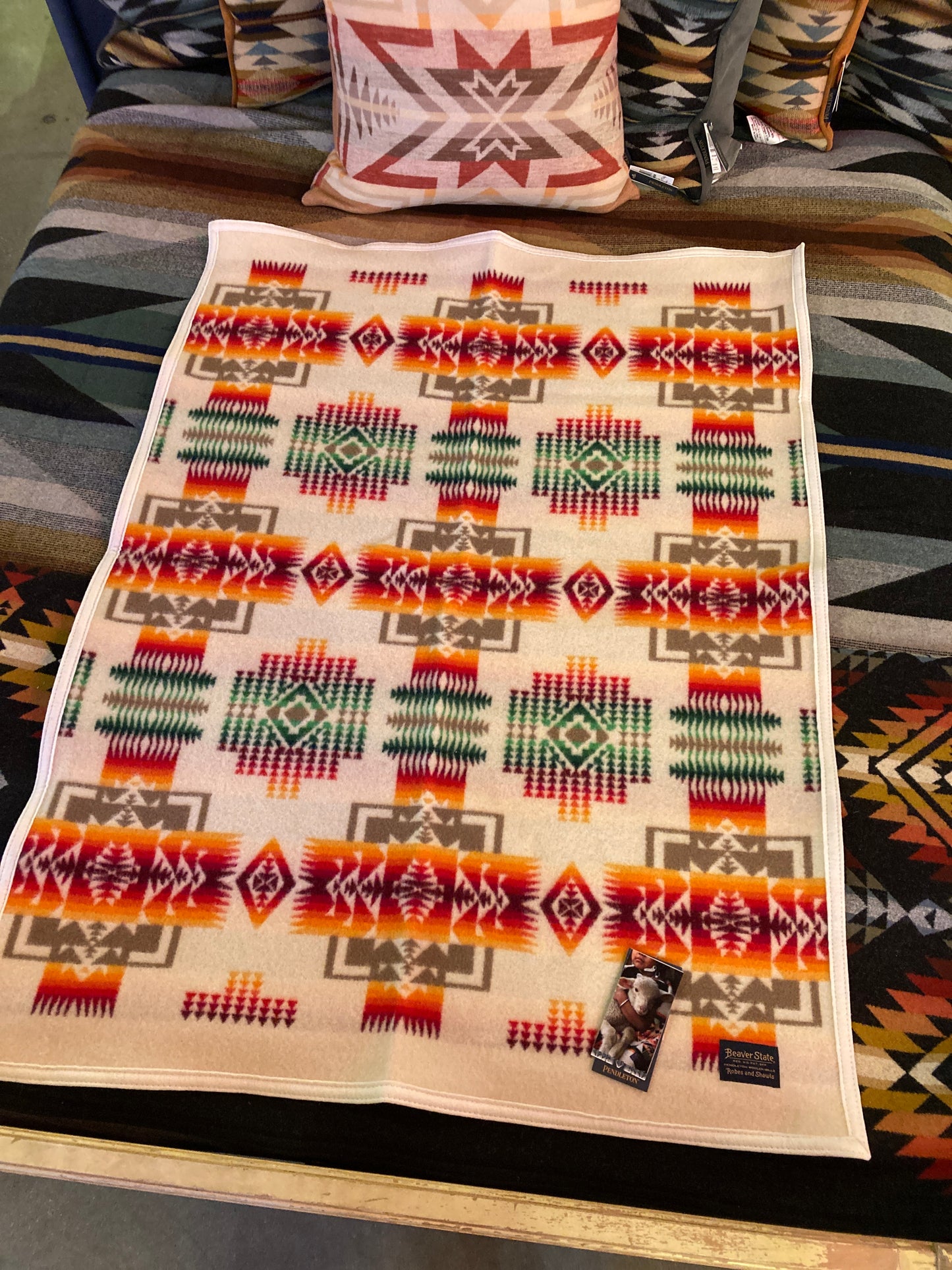 Pendleton Chief Joseph Jacquard Muchacho Crib Blanket in Ivory