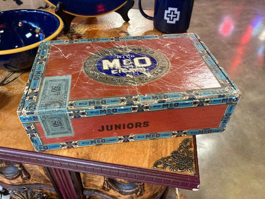 M & O Mild Cigars box 1943