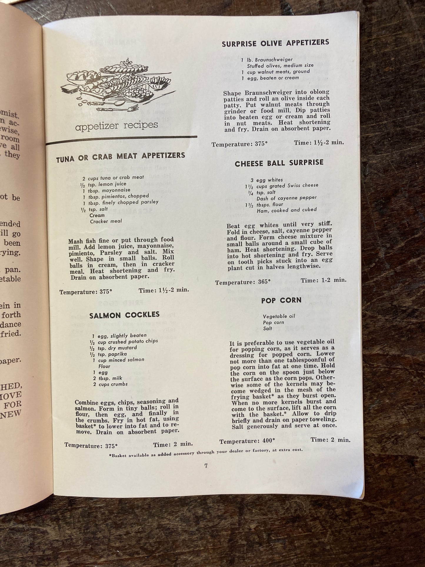 100 Recipes for your Automatic Skillet and Casserole Chafing Dish