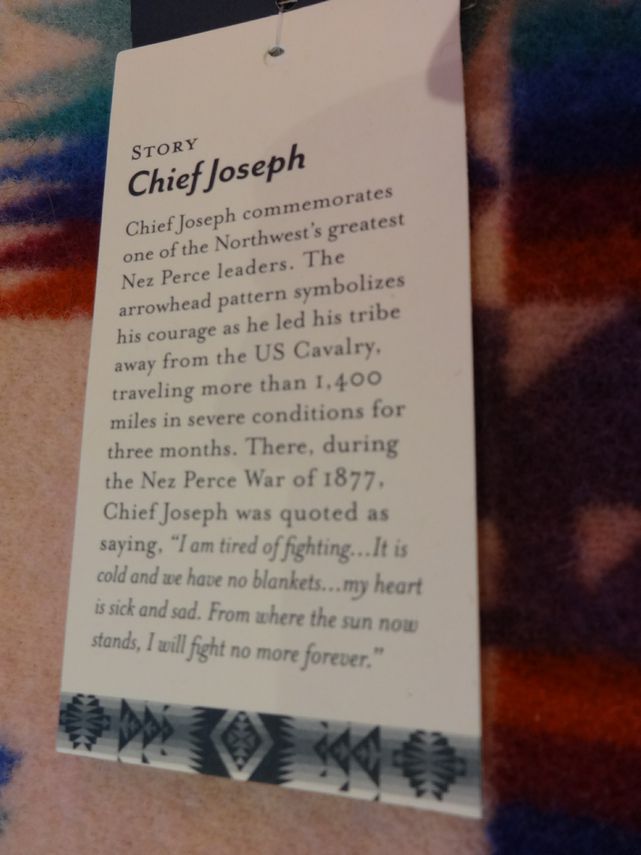 Pendleton Chief Joseph Jacquard Crib Blanket in Pink