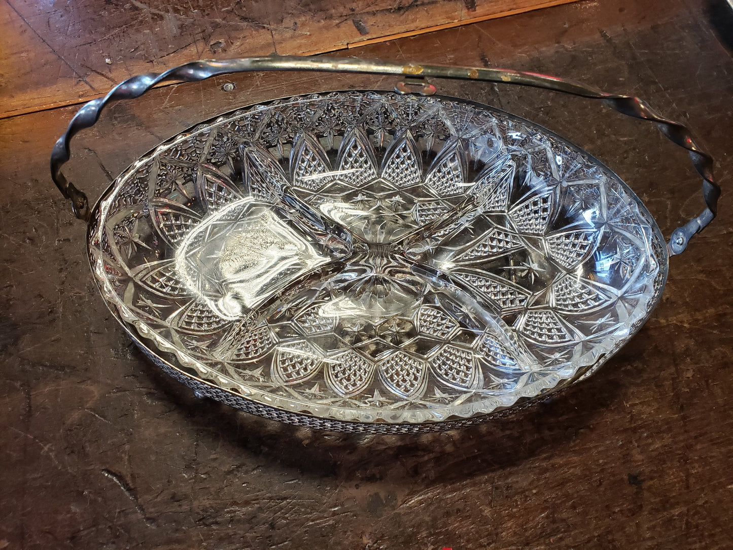 Glass divided bowl in silver carrier