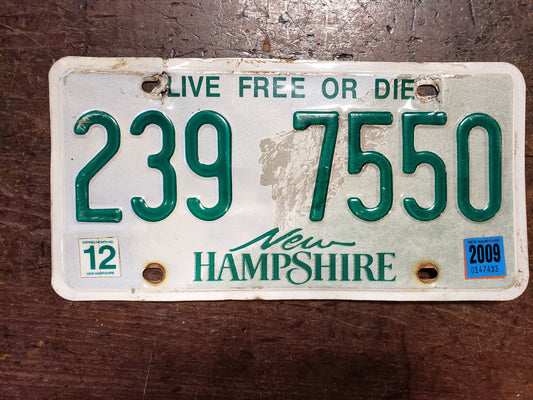 2009 New Hampshire license plate 239 7550.