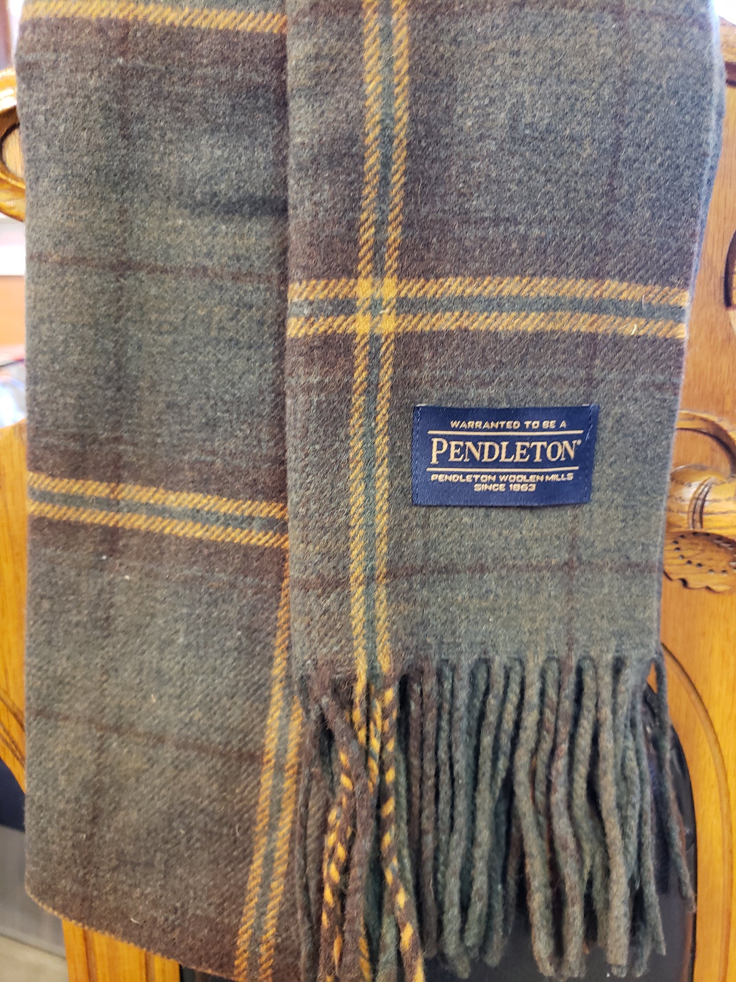 Pendleton Whisperwool  scarf / muffler