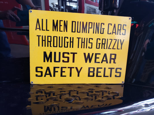 Junkyard Grizzly safety sign