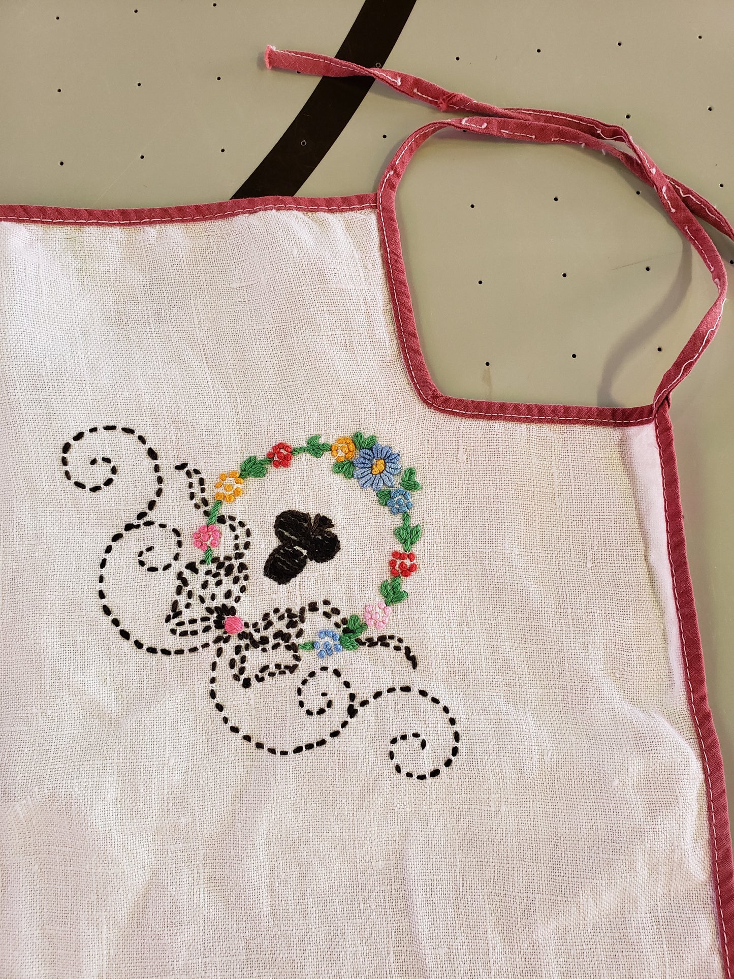 Embroidered card table cover