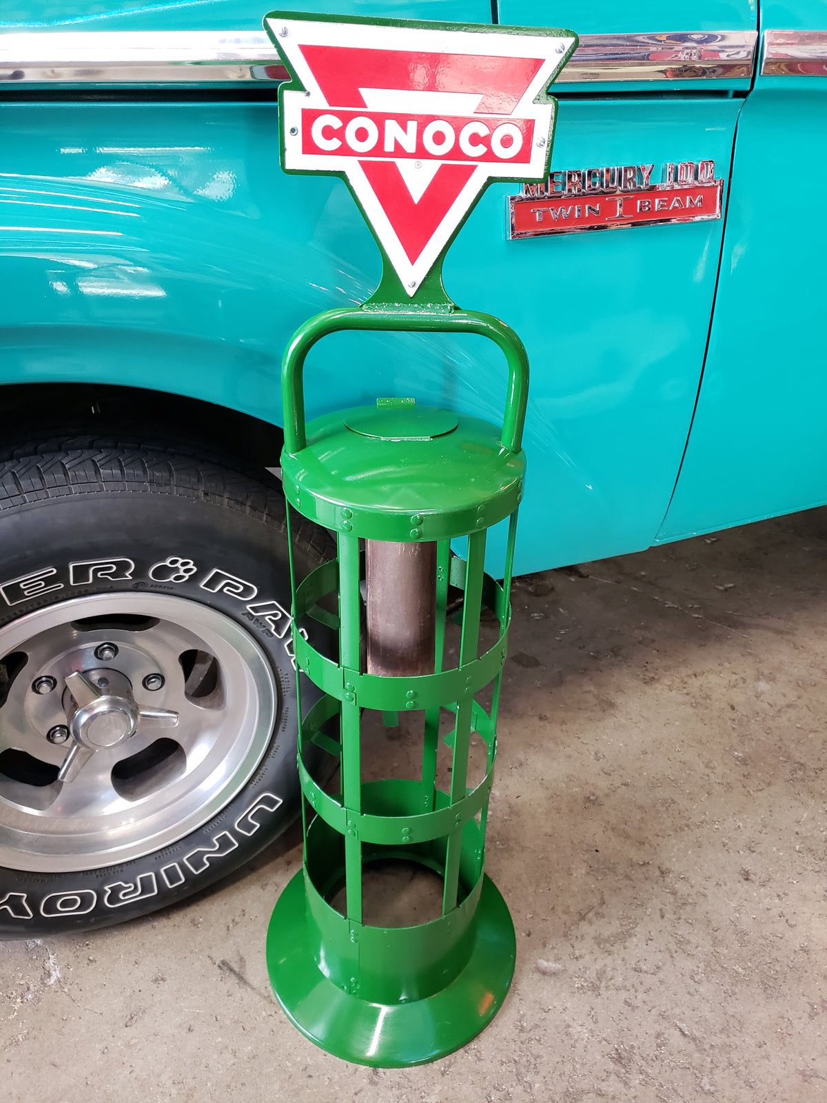 1940's Conoco Oil Can Display Rack