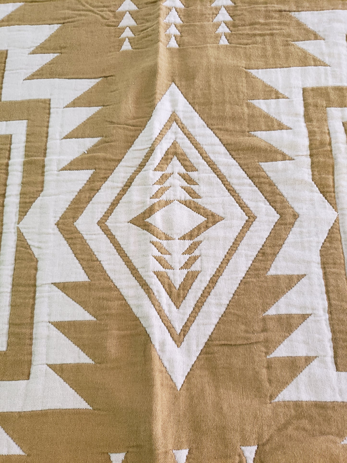 Pendleton Organic Cotton Matelasse QUEEN blanket in Harding Star Ochre