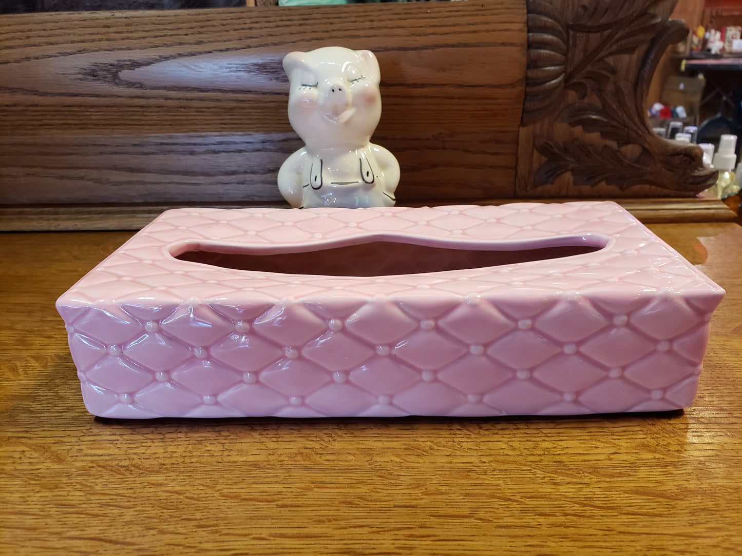 Pink Retro tissue holder